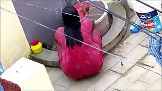 Makcik dalam mandi baju tidur merah